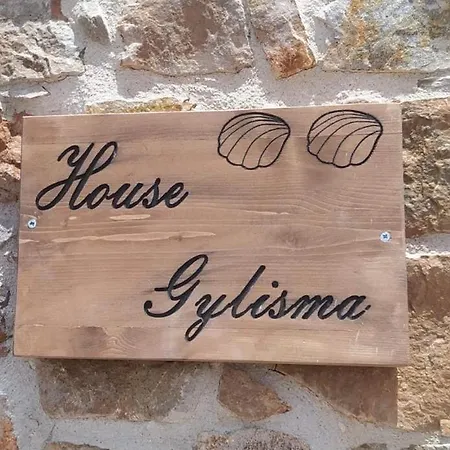 House Gylisma